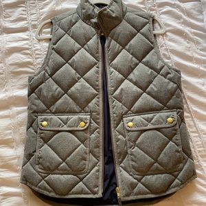 Gray Jcrew Quilted Vest - Small